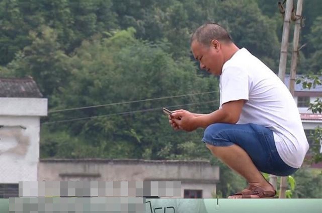 Phát hiện 'nuôi con tu hú' 11 năm trời khi làm thủ tục nhập học cho con, người đàn ông điếng người trước câu nói của vợ - Ảnh 2 Phát hiện 'nuôi con tu hú' 11 năm trời khi làm thủ tục nhập học cho con, người đàn ông điếng người trước câu nói của vợ - Ảnh 2