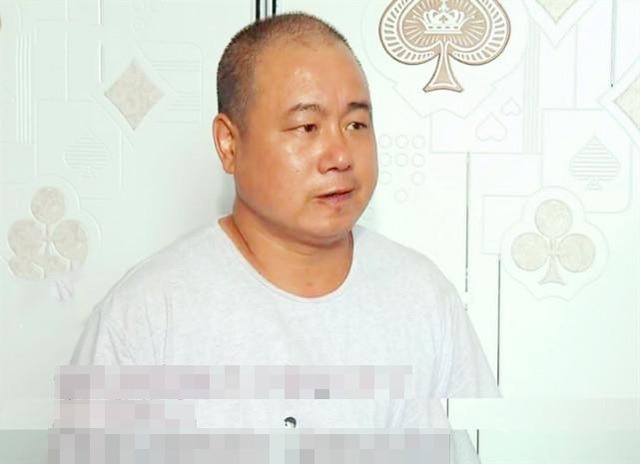 Phát hiện 'nuôi con tu hú' 11 năm trời khi làm thủ tục nhập học cho con, người đàn ông điếng người trước câu nói của vợ - Ảnh 1 Phát hiện 'nuôi con tu hú' 11 năm trời khi làm thủ tục nhập học cho con, người đàn ông điếng người trước câu nói của vợ - Ảnh 1