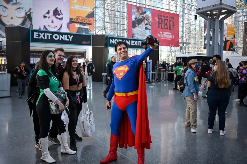 Superman tạo dáng trong New York Comic Con. Superman tạo dáng trong New York Comic Con.