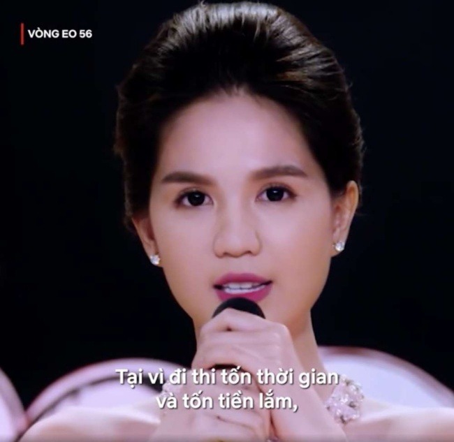 Màn trả lời ứng xử quá đỗi ngây ngô của Ngọc Trinh hot trở lại. Màn trả lời ứng xử quá đỗi ngây ngô của Ngọc Trinh hot trở lại.