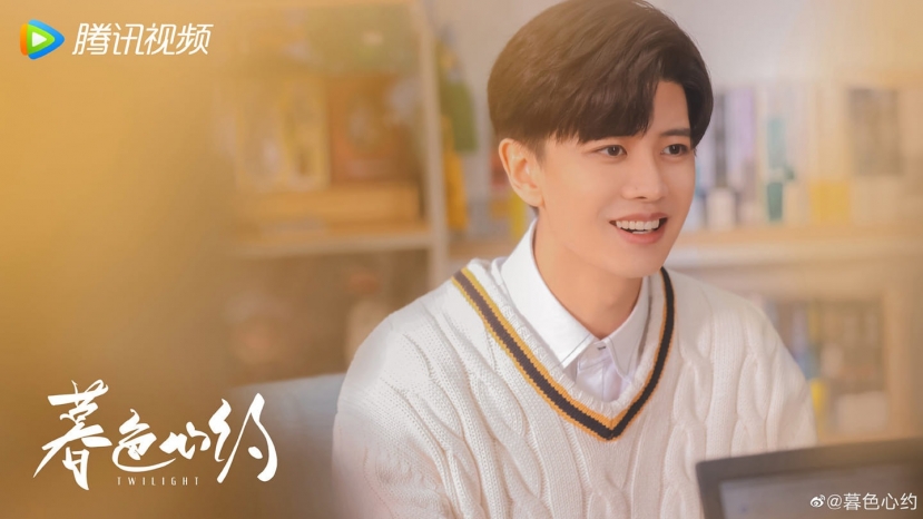 Angela Baby bị Nhậm Gia Luân 'áp phiên', fan quyết đòi lại công bằng - Ảnh 2 Angela Baby bị Nhậm Gia Luân 'áp phiên', fan quyết đòi lại công bằng - Ảnh 2