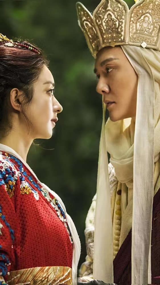 Gió Thổi Bán Hạ hé lộ lý do Triệu Lệ Dĩnh ly hôn Phùng Thiệu Phong - Ảnh 5 Gió Thổi Bán Hạ hé lộ lý do Triệu Lệ Dĩnh ly hôn Phùng Thiệu Phong - Ảnh 5