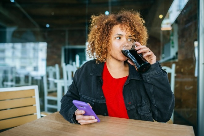 Tranh cãi về tác dụng phụ của Diet Coke khiến người tiêu dùng lo lắng Tranh cãi về tác dụng phụ của Diet Coke khiến người tiêu dùng lo lắng