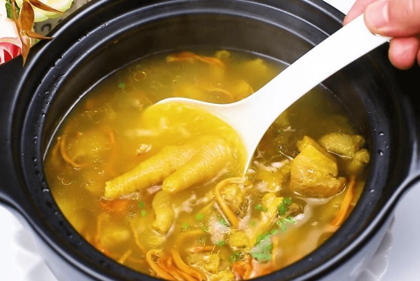 3 bí quyết đơn giản để hầm gà ngon, mềm nhưng không bở - Ảnh 1 3 bí quyết đơn giản để hầm gà ngon, mềm nhưng không bở - Ảnh 1