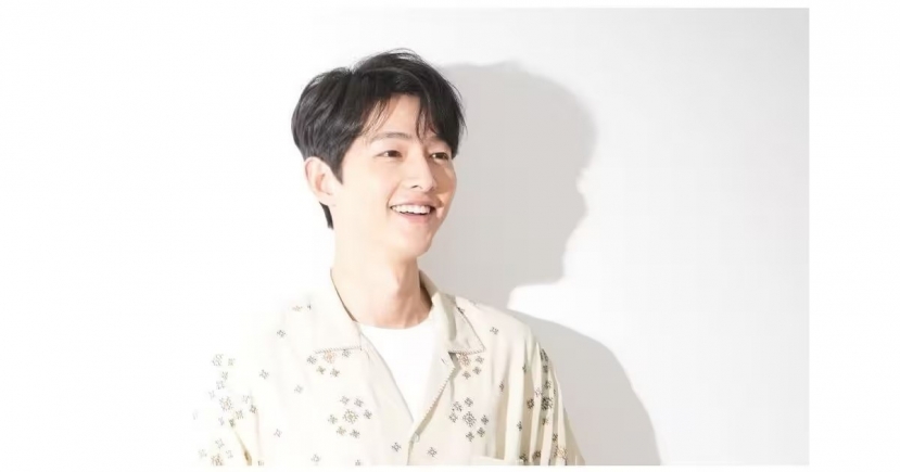 Song Joong Ki tuyên bố kết hôn với bạn gái Anh và sắp đón con đầu lòng. Song Joong Ki tuyên bố kết hôn với bạn gái Anh và sắp đón con đầu lòng.