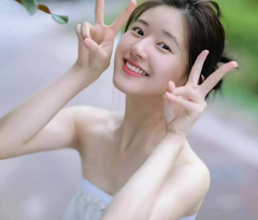 Tuy nhiên, PLV của nữ diễn viên đã có những động thái cứng rắn để đáp trả tin đồn. Tuy nhiên, PLV của nữ diễn viên đã có những động thái cứng rắn để đáp trả tin đồn.