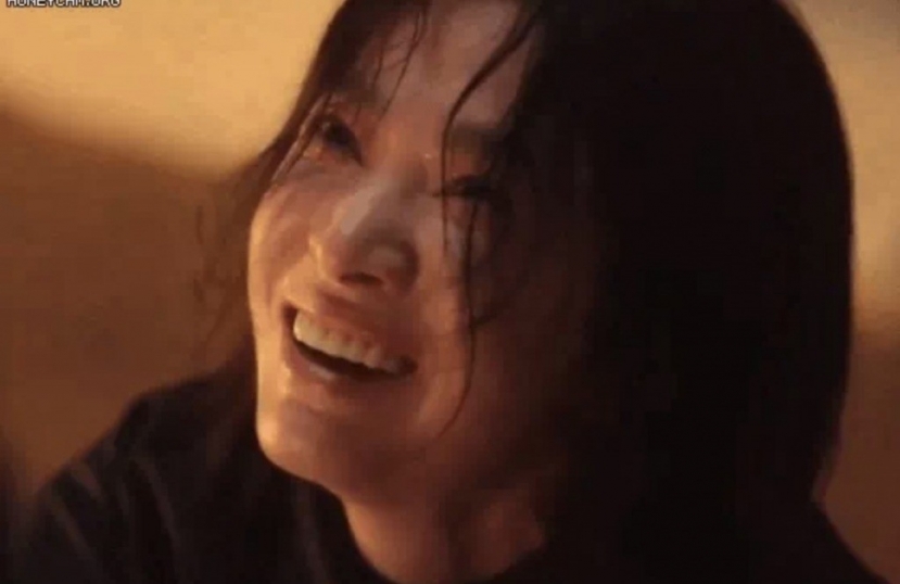 Vai diễn Moon Dong Eun giúp Song Hye Kyo thoát mác 'một màu'. Vai diễn Moon Dong Eun giúp Song Hye Kyo thoát mác 'một màu'.