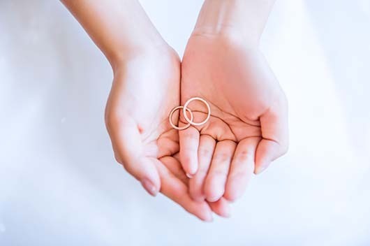 Người có đường hôn nhân rẽ nhánh cũng dễ phản bội nửa kia. Ảnh minh họa: Internet Người có đường hôn nhân rẽ nhánh cũng dễ phản bội nửa kia. Ảnh minh họa: Internet
