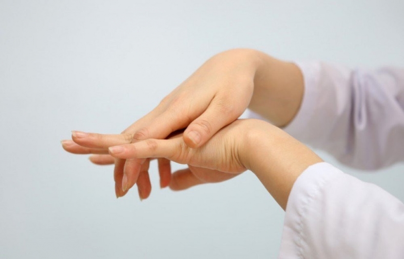 Lòng bàn tay dày thì sự nghiệp rất suôn sẻ, tài vận tốt. Ảnh minh họa: Internet Lòng bàn tay dày thì sự nghiệp rất suôn sẻ, tài vận tốt. Ảnh minh họa: Internet
