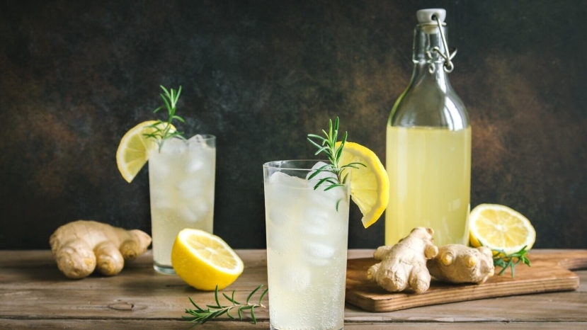 Nước chanh gừng là một công thức detox rất tốt cho mùa hè. Ảnh minh họa: Internet Nước chanh gừng là một công thức detox rất tốt cho mùa hè. Ảnh minh họa: Internet
