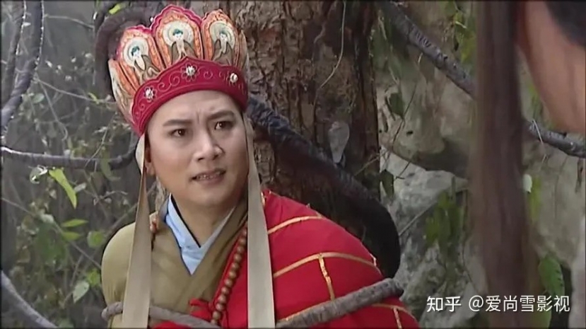 Ngay từ khi 'dự án lấy kinh' khởi động, thầy trò Đường Tăng đã gặp hết nạn này đến nạn khác và đi đến đâu cũng bị yêu quái đòi ăn thịt. Ngay từ khi 'dự án lấy kinh' khởi động, thầy trò Đường Tăng đã gặp hết nạn này đến nạn khác và đi đến đâu cũng bị yêu quái đòi ăn thịt.