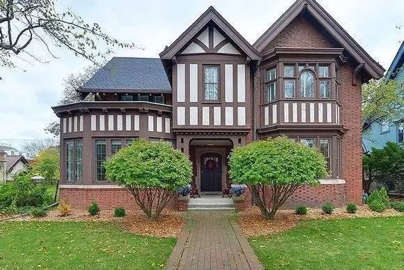 Sống trong một căn nhà mà bạn liên tục gặp xui xẻo và mối quan hệ trong gia đình rối ren thì chứng tỏ phong thủy có vấn đề. Ảnh minh họa: Internet Sống trong một căn nhà mà bạn liên tục gặp xui xẻo và mối quan hệ trong gia đình rối ren thì chứng tỏ phong thủy có vấn đề. Ảnh minh họa: Internet