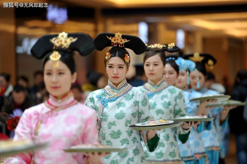 Họ bị soi cả hình thể lẫn tác phong, mùi cơ thể, ngủ không được ngáy, mộng du, nói mơ... Ảnh minh họa: Internet Họ bị soi cả hình thể lẫn tác phong, mùi cơ thể, ngủ không được ngáy, mộng du, nói mơ... Ảnh minh họa: Internet