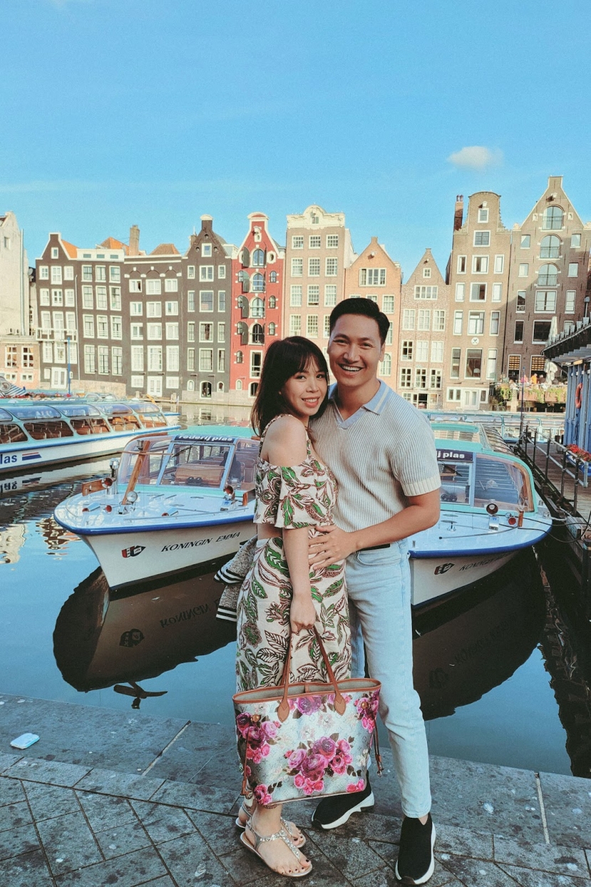 Những hình ảnh cực tình của Mạnh Trường và bà xã trong chuyến du lịch tại trời Tây. Ảnh: Internet Những hình ảnh cực tình của Mạnh Trường và bà xã trong chuyến du lịch tại trời Tây. Ảnh: Internet