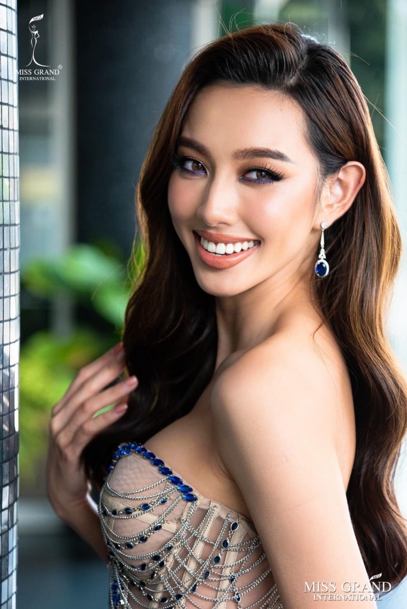 Đơn vị quản lý của Thùy Tiên đanh thép đáp trả giữa tin đồn nàng hậu tham gia đường dây ‘bán hoa’ nghìn đô - Ảnh 1 Đơn vị quản lý của Thùy Tiên đanh thép đáp trả giữa tin đồn nàng hậu tham gia đường dây ‘bán hoa’ nghìn đô - Ảnh 1