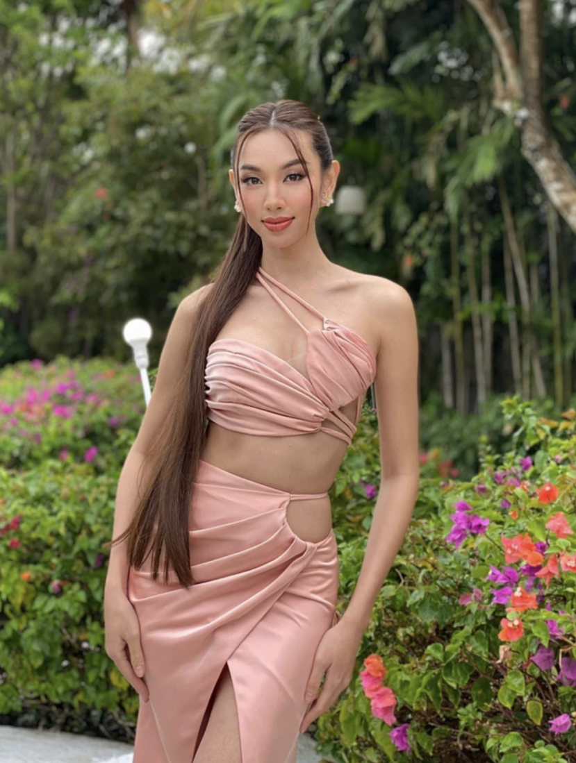 Nhiều người cho rằng cô thậm chí còn có phần lấn lướt hơn so với các thí sinh năm nay. Facebook Nhiều người cho rằng cô thậm chí còn có phần lấn lướt hơn so với các thí sinh năm nay. Facebook
