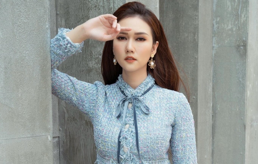 Sau khi chia tay Đình Tú, Hương Giang tập trung chủ yếu cho sự nghiệp. Ảnh: Internet Sau khi chia tay Đình Tú, Hương Giang tập trung chủ yếu cho sự nghiệp. Ảnh: Internet