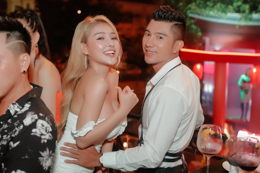 Ngân 98 và Lương Bằng Quang được xem là một trong những cặp đôi thị phi của showbiz Việt. Ảnh: Internet Ngân 98 và Lương Bằng Quang được xem là một trong những cặp đôi thị phi của showbiz Việt. Ảnh: Internet
