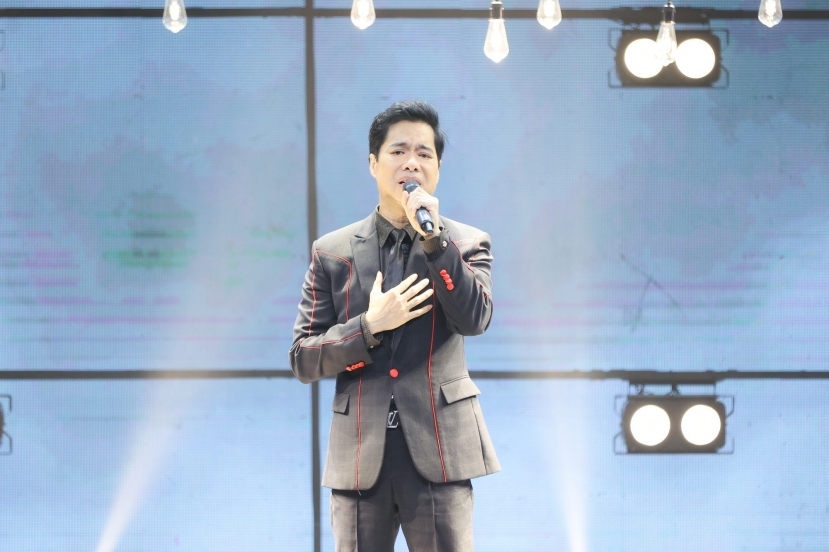 Danh ca Ngọc Sơn lần đầu khẳng định giới tính thật của mình. Ảnh: Internet Danh ca Ngọc Sơn lần đầu khẳng định giới tính thật của mình. Ảnh: Internet