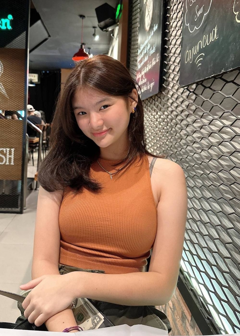 Ái nữ nhà Trương Ngọc Ánh được dự báo sẽ có tiềm năng là hoa hậu trong tương lai. Ảnh: Internet Ái nữ nhà Trương Ngọc Ánh được dự báo sẽ có tiềm năng là hoa hậu trong tương lai. Ảnh: Internet