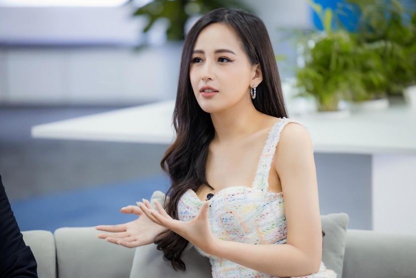 Mai Phương Thúy miệt mài phủ nhận chuyện mang thai, nhắn nhủ điều đặc biệt - Ảnh 2 Mai Phương Thúy miệt mài phủ nhận chuyện mang thai, nhắn nhủ điều đặc biệt - Ảnh 2