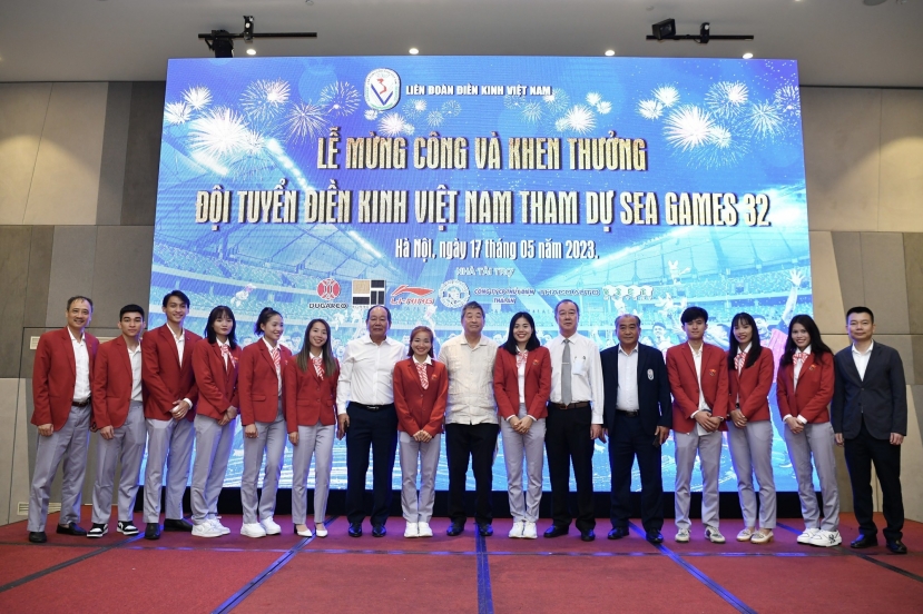 Liên đoàn điền kinh Việt Nam đã tổ chức buổi lễ mừng công vào ngày 17/5. Ảnh: Thanh Niên Liên đoàn điền kinh Việt Nam đã tổ chức buổi lễ mừng công vào ngày 17/5. Ảnh: Thanh Niên