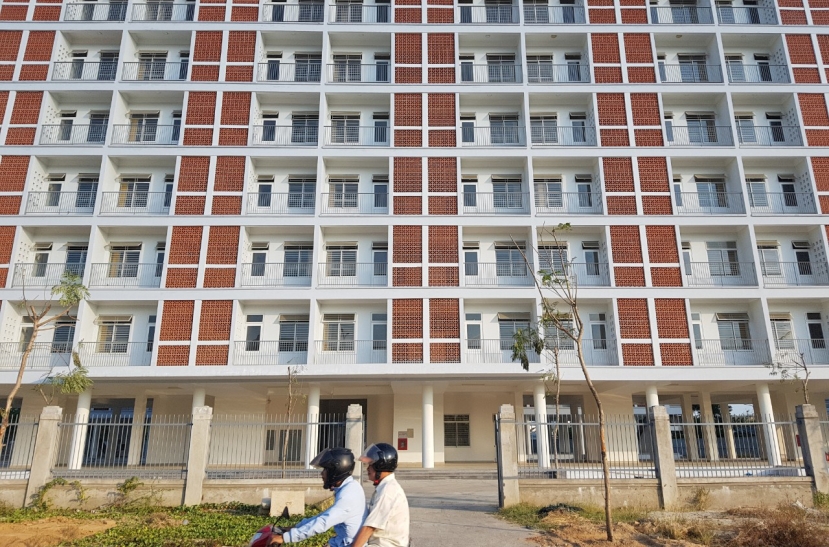 Khu ký túc xá phía Tây thành phố (quận Liên Chiểu) là nơi cách ly tập trung anh K. Ảnh: Vietnamnet Khu ký túc xá phía Tây thành phố (quận Liên Chiểu) là nơi cách ly tập trung anh K. Ảnh: Vietnamnet