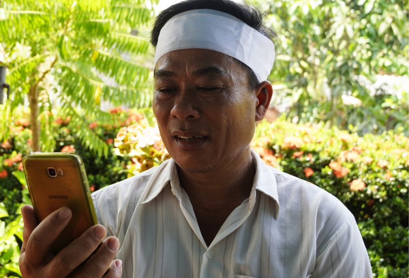 Bố của Phục cũng là người từng phục vụ trong quân ngũ và cũng từng chịu hoàn cảnh đưa tiễn từ phương xa. Ảnh: VNE Bố của Phục cũng là người từng phục vụ trong quân ngũ và cũng từng chịu hoàn cảnh đưa tiễn từ phương xa. Ảnh: VNE