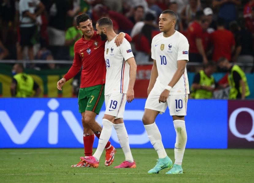 Mbappe và Ronaldo lại có cơ hội tái ngộ trong cuộc đối đầu rạng sáng nay. Mbappe và Ronaldo lại có cơ hội tái ngộ trong cuộc đối đầu rạng sáng nay.