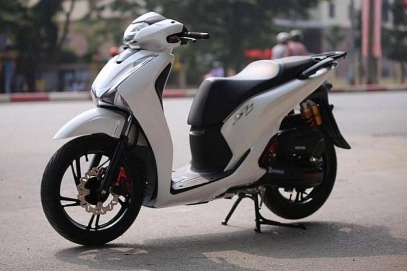 Honda SH làm 'ông vua xe ga' tại Việt Nam, sang quốc gia này cả năm bán được 2 cái rồi bị hắt hủi - Ảnh 1 Honda SH làm 'ông vua xe ga' tại Việt Nam, sang quốc gia này cả năm bán được 2 cái rồi bị hắt hủi - Ảnh 1