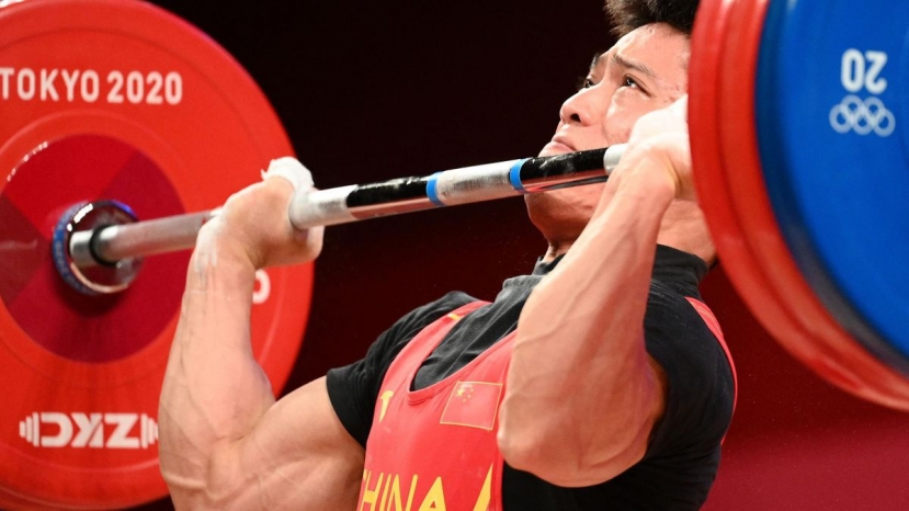 'Siêu nhân' cử tạ Trung Quốc gây choáng tại Olympic: Nâng tạ gần 200 kg với chỉ bằng một chân - Ảnh 2 'Siêu nhân' cử tạ Trung Quốc gây choáng tại Olympic: Nâng tạ gần 200 kg với chỉ bằng một chân - Ảnh 2
