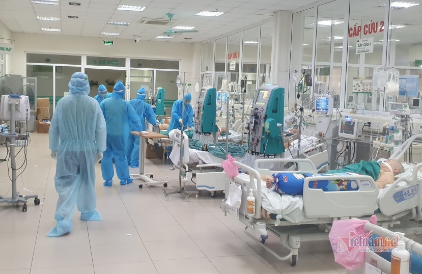 Buồng bệnh tại Khoa Cấp cứu, Bệnh viện Bệnh nhiệt đới Trung ương. Ảnh: Vietnamnet Buồng bệnh tại Khoa Cấp cứu, Bệnh viện Bệnh nhiệt đới Trung ương. Ảnh: Vietnamnet