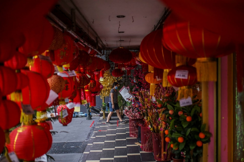 Người dân Malaysia năm nay sẽ không được đi chúc Tết, không tới đền, chùa làm lễ. Ảnh: Malaymail Người dân Malaysia năm nay sẽ không được đi chúc Tết, không tới đền, chùa làm lễ. Ảnh: Malaymail