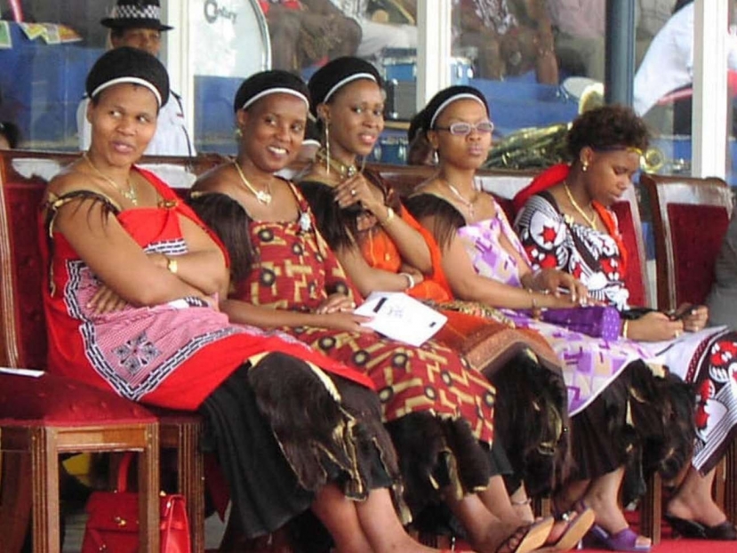 Các bà vợ của vua Mswati III. Ảnh: Internet Các bà vợ của vua Mswati III. Ảnh: Internet