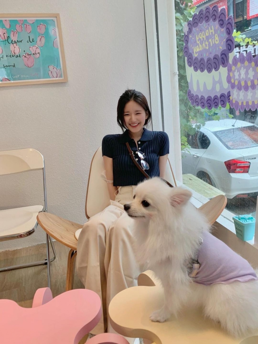 'Nữ vương cọ nhiệt' Triệu Lộ Tư muối mặt khi bị bắt quả tang đạo nhái, fan giãy giụa phản hắc - Ảnh 4 'Nữ vương cọ nhiệt' Triệu Lộ Tư muối mặt khi bị bắt quả tang đạo nhái, fan giãy giụa phản hắc - Ảnh 4