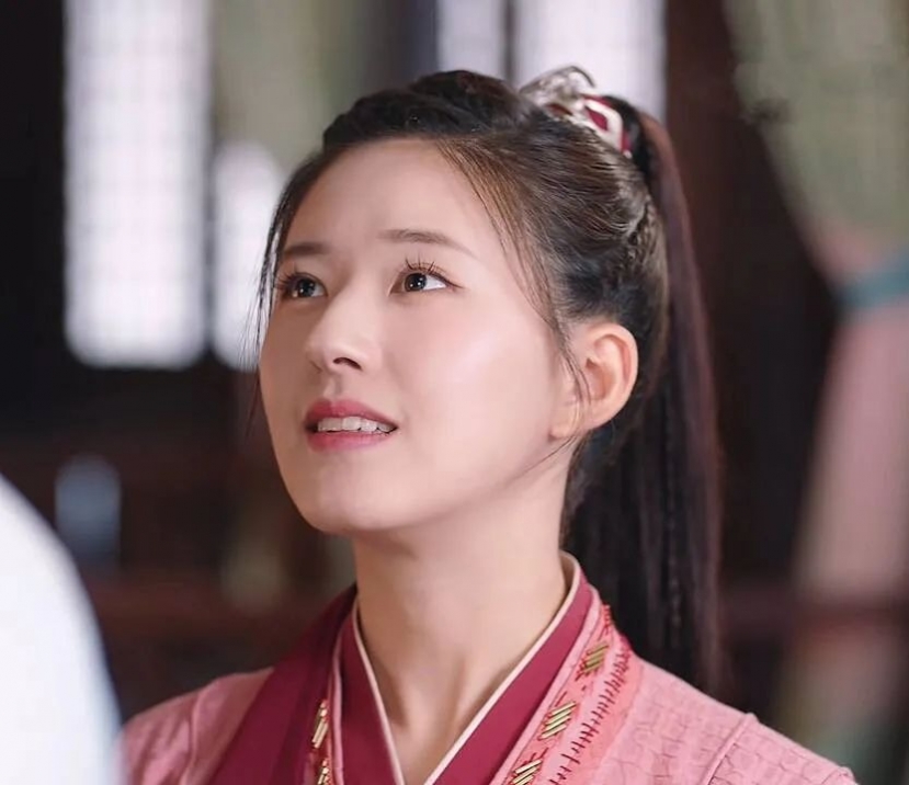 'Rổ sạn' khiến phim mới của Triệu Lộ Tư bị cộp mác 'rác phẩm' ngay ngày đầu công chiếu - Ảnh 3 'Rổ sạn' khiến phim mới của Triệu Lộ Tư bị cộp mác 'rác phẩm' ngay ngày đầu công chiếu - Ảnh 3