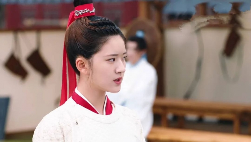 'Rổ sạn' khiến phim mới của Triệu Lộ Tư bị cộp mác 'rác phẩm' ngay ngày đầu công chiếu - Ảnh 4 'Rổ sạn' khiến phim mới của Triệu Lộ Tư bị cộp mác 'rác phẩm' ngay ngày đầu công chiếu - Ảnh 4