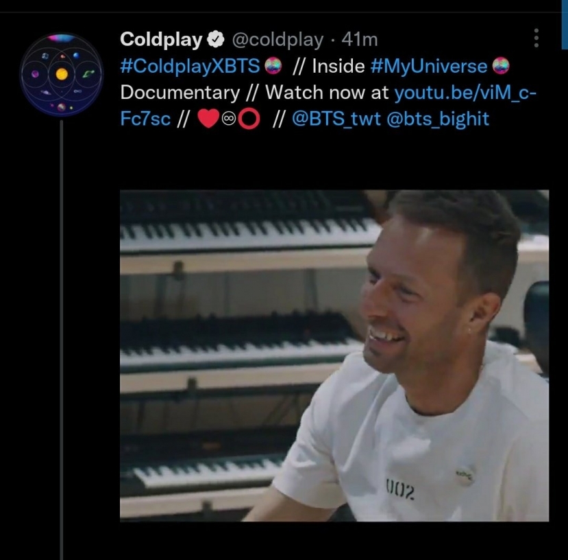 Chris Martin khen giọng hát của V BTS hoàn hảo. Chris Martin khen giọng hát của V BTS hoàn hảo.
