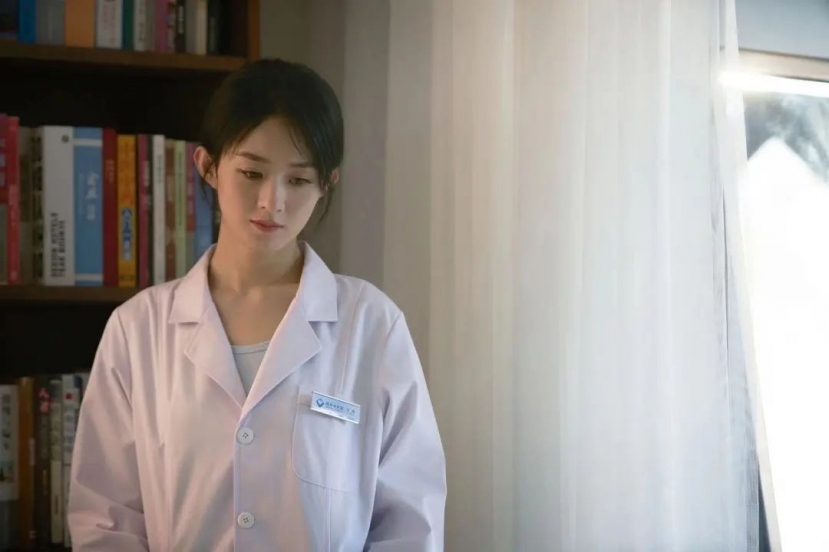 Vì một tiểu tiết, Dương Tử vượt Triệu Lệ Dĩnh khi hóa thân bác sĩ tâm lý - Ảnh 4 Vì một tiểu tiết, Dương Tử vượt Triệu Lệ Dĩnh khi hóa thân bác sĩ tâm lý - Ảnh 4