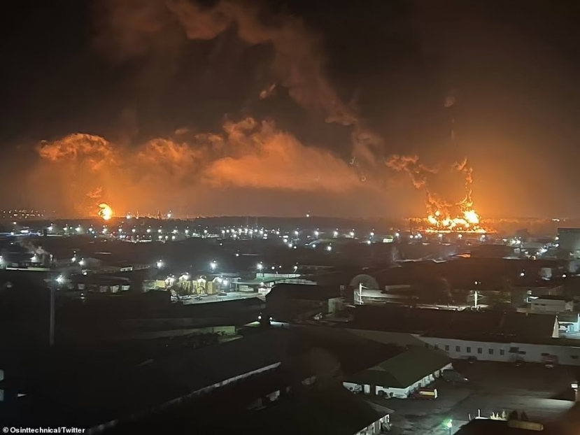 Nga dằn mặt Anh sau khi ủng hộ Ukraine không kích quân nhu hậu cần - Ảnh 1 Nga dằn mặt Anh sau khi ủng hộ Ukraine không kích quân nhu hậu cần - Ảnh 1