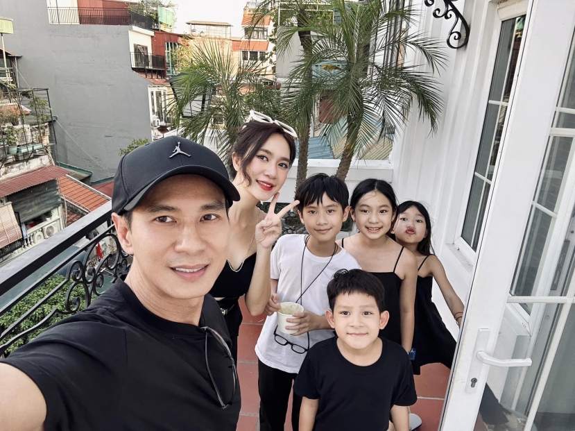 Vợ Lý Hải công khai 'hẹn hò với trai trẻ', danh tính khiến nhiều người bất ngờ - Ảnh 4 Vợ Lý Hải công khai 'hẹn hò với trai trẻ', danh tính khiến nhiều người bất ngờ - Ảnh 4