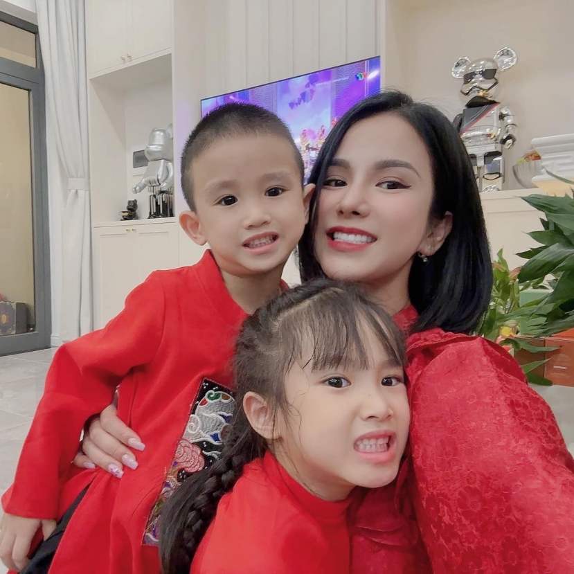 Diệp Lâm Anh có dòng trạng thái đầy ẩn ý sau màn đối đầu cực căng với chồng cũ - Ảnh 1 Diệp Lâm Anh có dòng trạng thái đầy ẩn ý sau màn đối đầu cực căng với chồng cũ - Ảnh 1