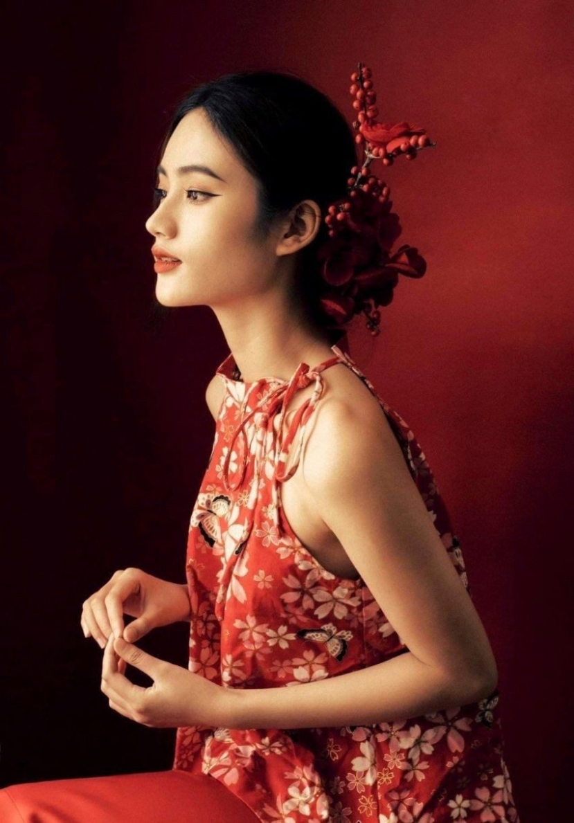 Nhan sắc đời thường của Tân Hoa hậu Ý Nhi và 2 Á hậu Miss World Vietnam 2023 - Ảnh 3 Nhan sắc đời thường của Tân Hoa hậu Ý Nhi và 2 Á hậu Miss World Vietnam 2023 - Ảnh 3