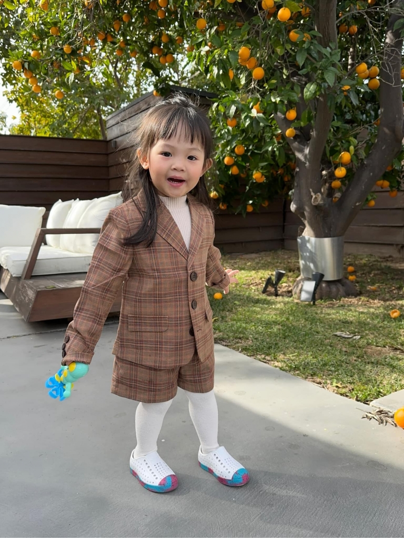 Ái nữ nhà Cường Đô La lái 'siêu xe' ăn mừng tuổi mới, một chi tiết chuẩn con nhà nòi - Ảnh 4 Ái nữ nhà Cường Đô La lái 'siêu xe' ăn mừng tuổi mới, một chi tiết chuẩn con nhà nòi - Ảnh 4