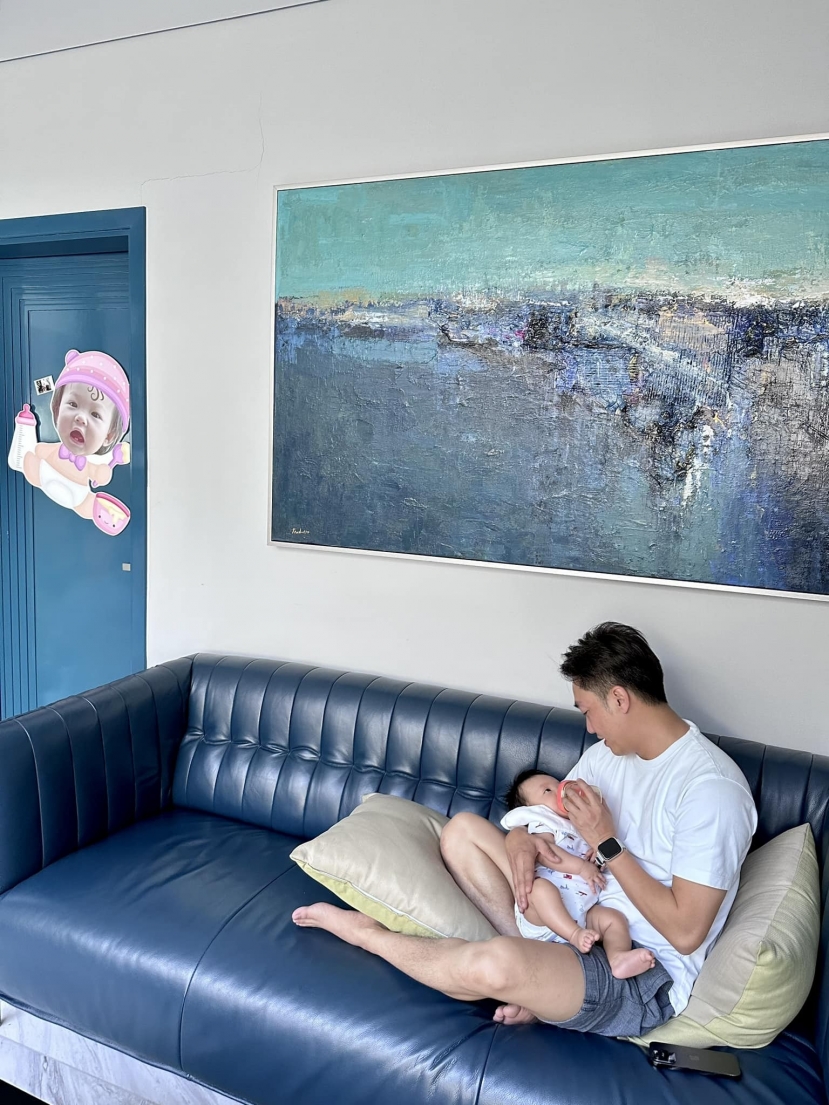 Vợ chồng Cường Đô La và Đàm Thu Trang tranh thủ 'trốn con' đi hẹn hò nhưng mẹ bỉm vẫn không quên làm một điều - Ảnh 1 Vợ chồng Cường Đô La và Đàm Thu Trang tranh thủ 'trốn con' đi hẹn hò nhưng mẹ bỉm vẫn không quên làm một điều - Ảnh 1