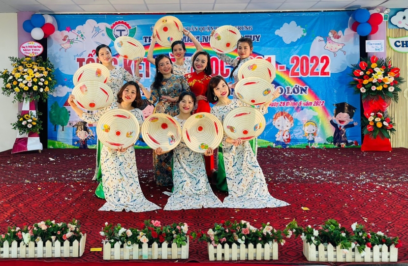 Học sinh mầm non tưng bừng tham dự lễ bế giảng trong thời kì “bình thường mới” - Ảnh 2 Học sinh mầm non tưng bừng tham dự lễ bế giảng trong thời kì “bình thường mới” - Ảnh 2