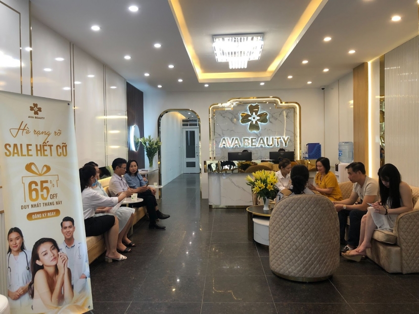Sảnh chờ tại Phòng khám da liễu AVA Sảnh chờ tại Phòng khám da liễu AVA