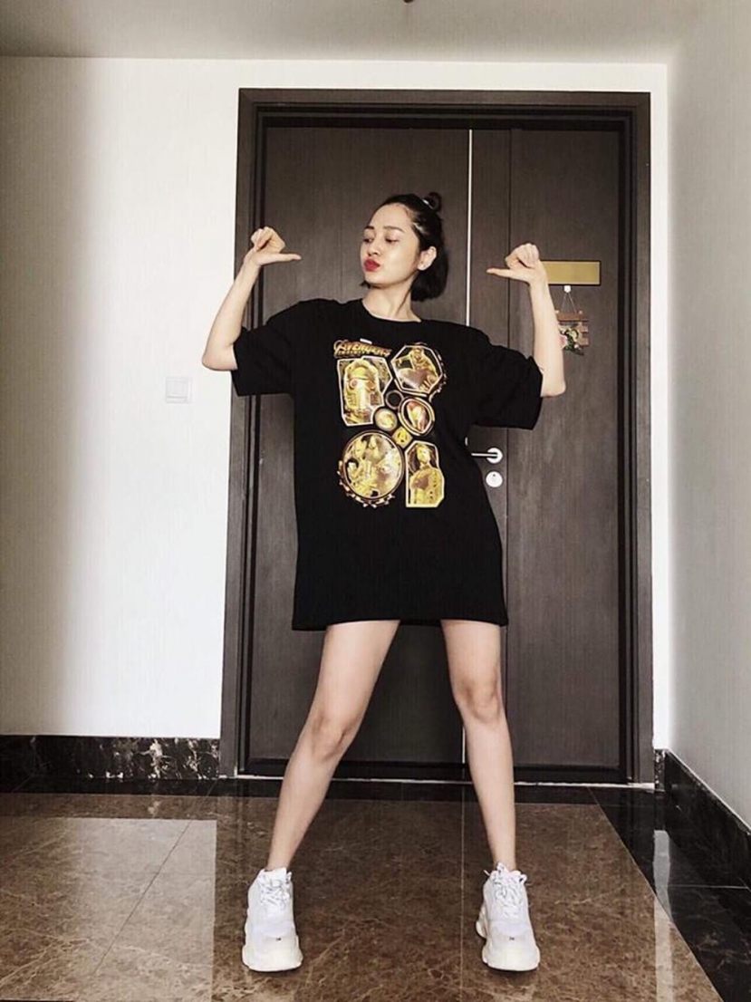 Phong cách phối đồ giấu quần cùng giày Yeezy 350 Phong cách phối đồ giấu quần cùng giày Yeezy 350