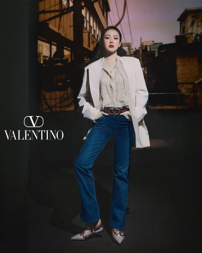 Son Ye-Jin trở thành Đại sứ thương hiệu của Valentino - Ảnh 3 Son Ye-Jin trở thành Đại sứ thương hiệu của Valentino - Ảnh 3