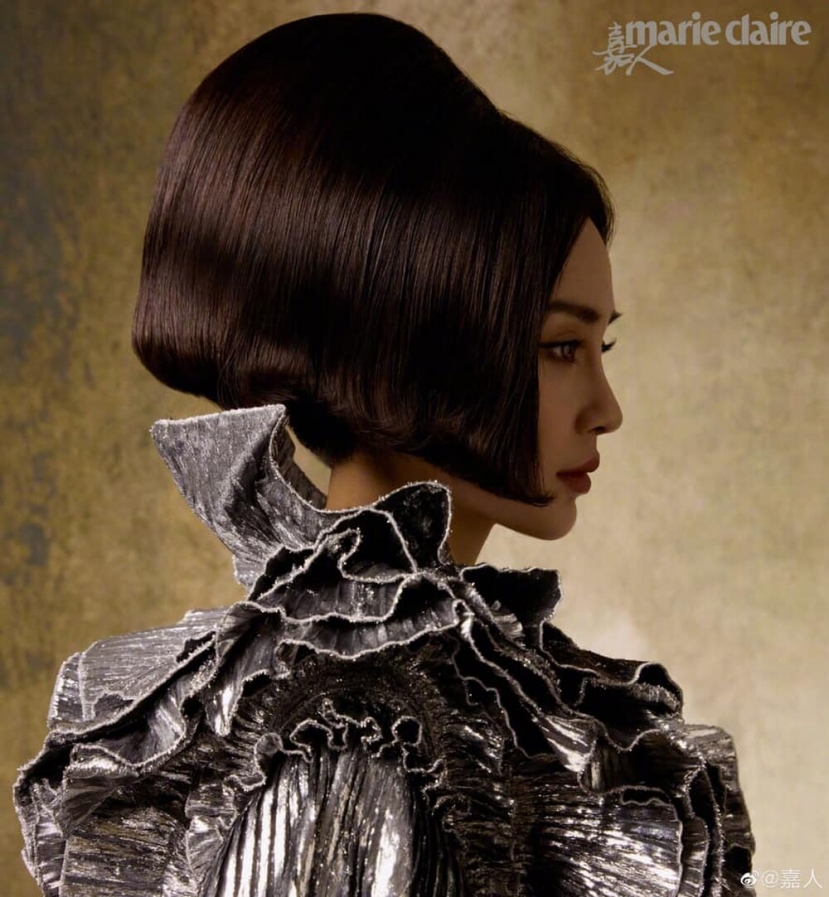 Hậu ‘ồn ào’ ly hôn, Angelababy xuất hiện khác lạ với loạt váy Haute Couture xa xỉ - Ảnh 8 Hậu ‘ồn ào’ ly hôn, Angelababy xuất hiện khác lạ với loạt váy Haute Couture xa xỉ - Ảnh 8